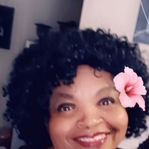 Meet your Posher, Ernestine